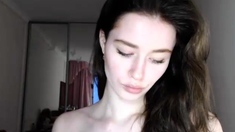 Brunette Solo Webcam Masturbation